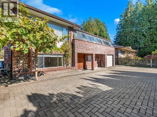 938 E 29TH Street, North Vancouver