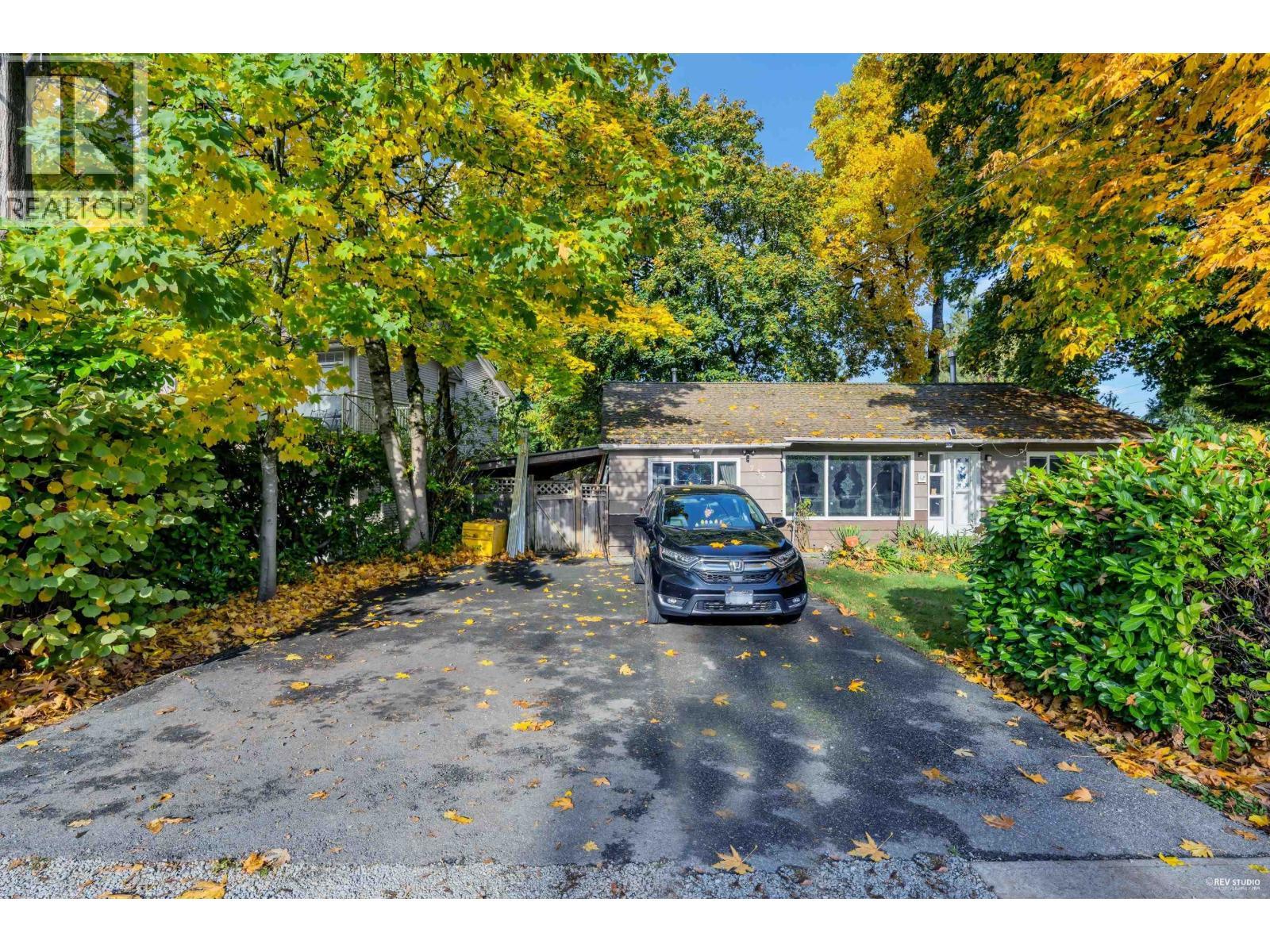 735 Lea Avenue, Coquitlam