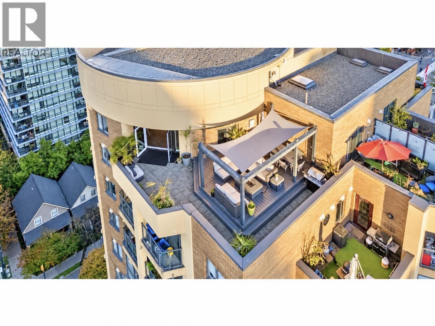 1704 488 Helmcken Street, Vancouver