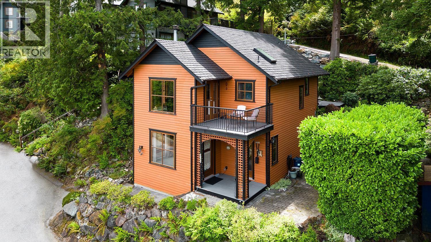 571 Roocroft Lane, Bowen Island