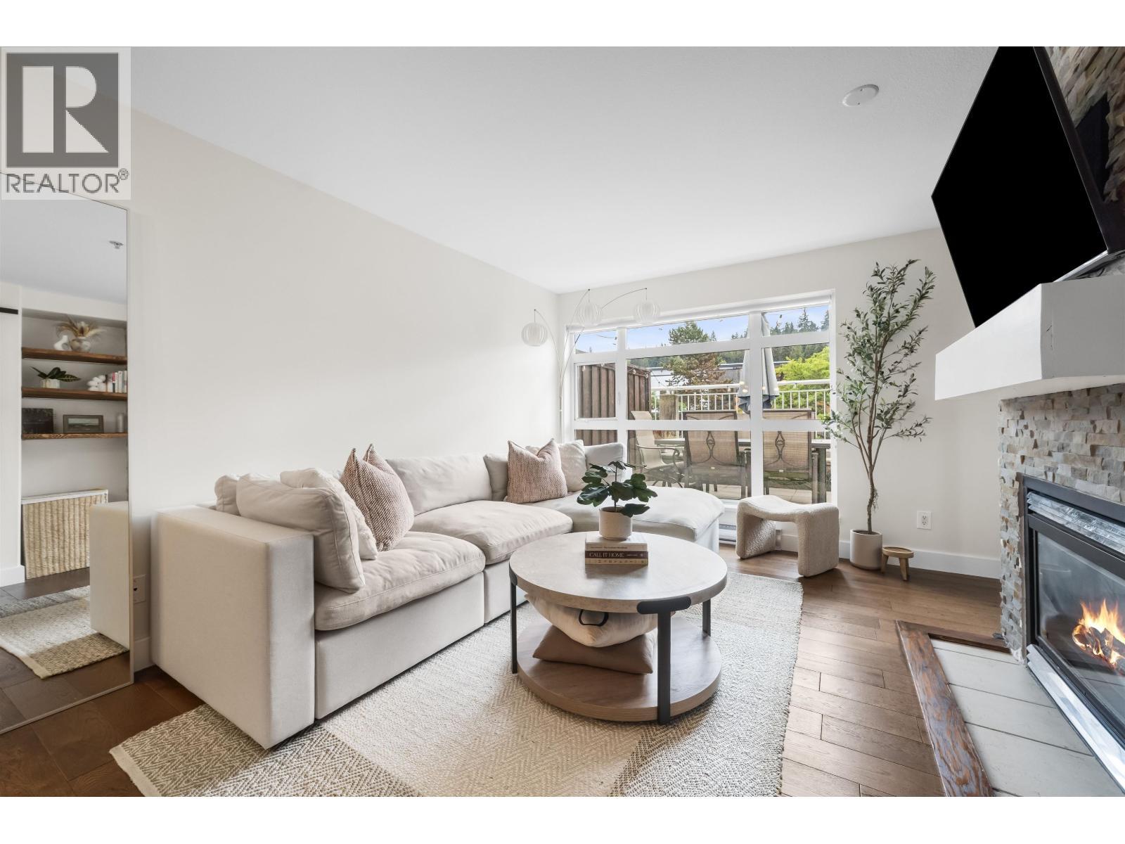229 3122 St Johns Street, Port Moody