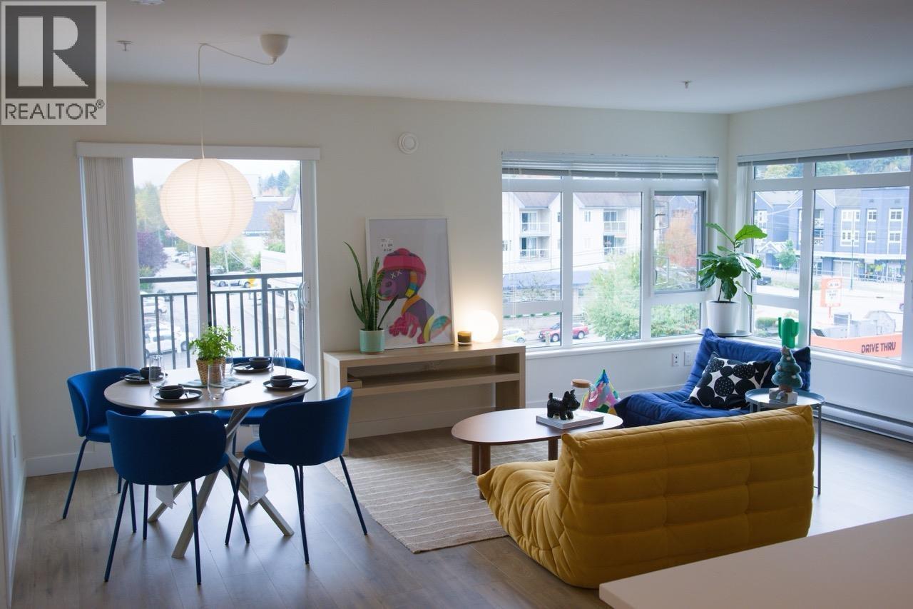 517 2525 Clarke Street, Port Moody