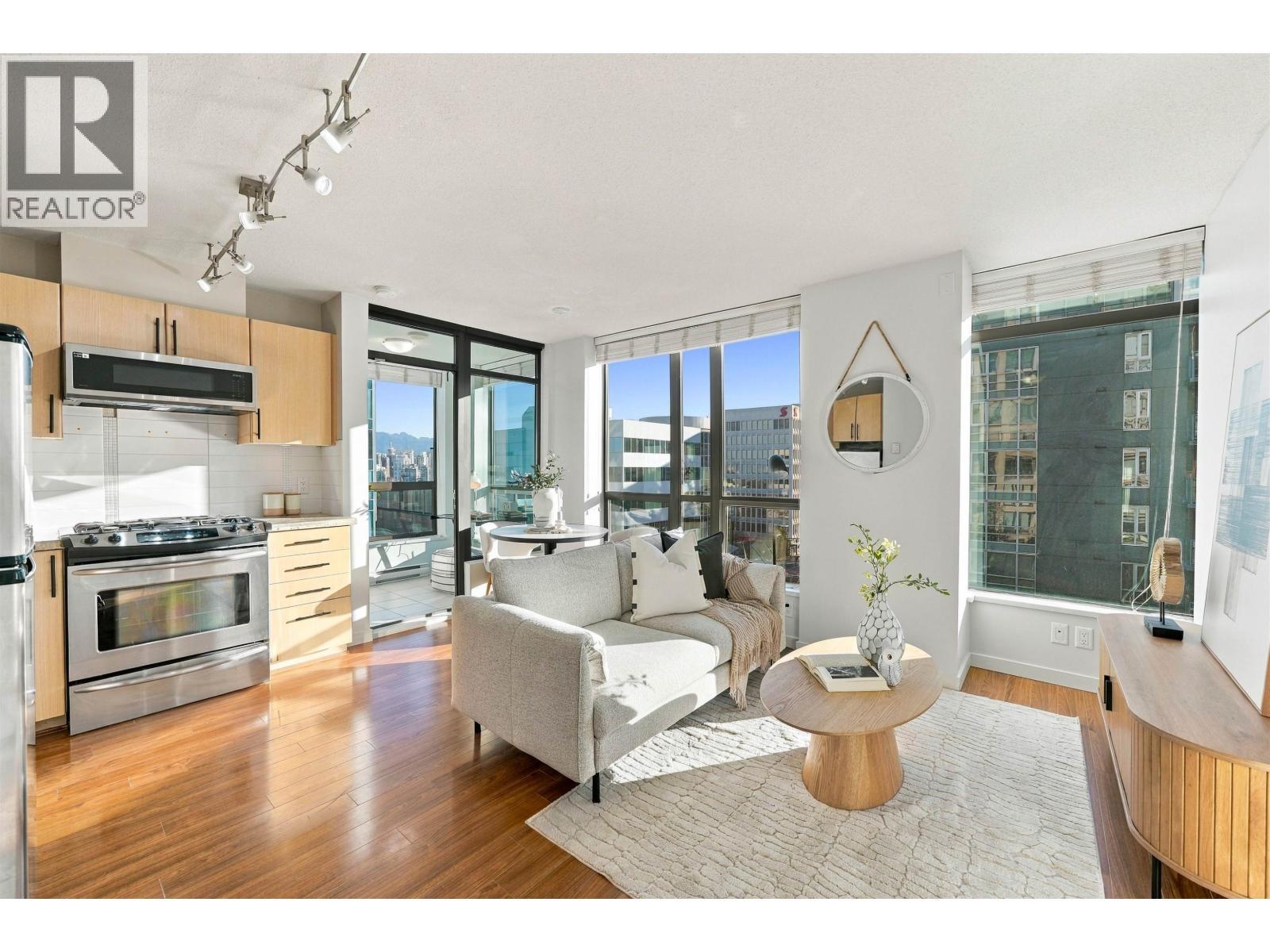 709 1068 W Broadway, Vancouver