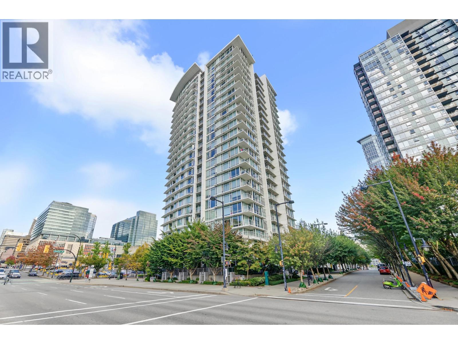 315 161 W Georgia Street, Vancouver