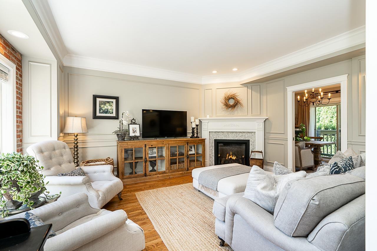 4 15151 Buena Vista Avenue, White Rock