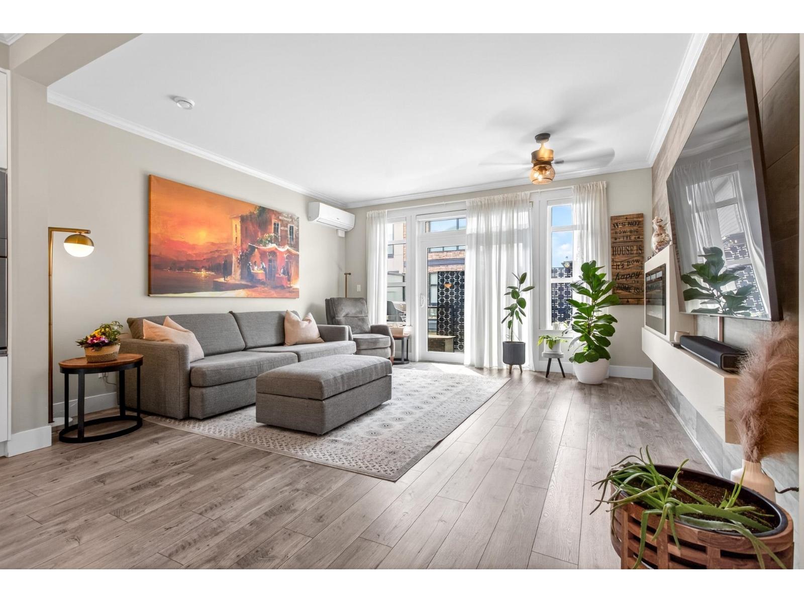 111 16488 64 Avenue, Surrey