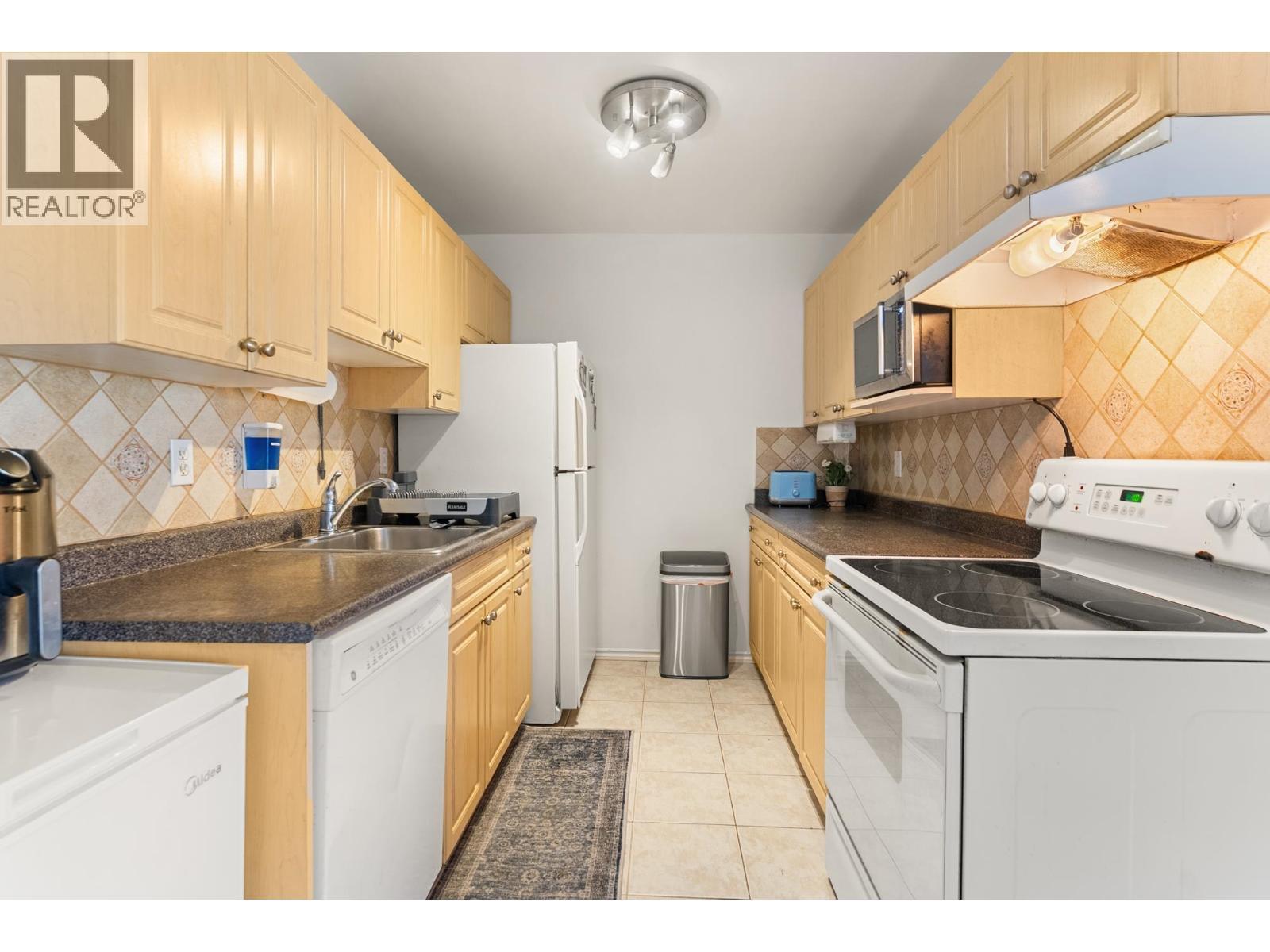 306 7240 Lindsay Road, Richmond