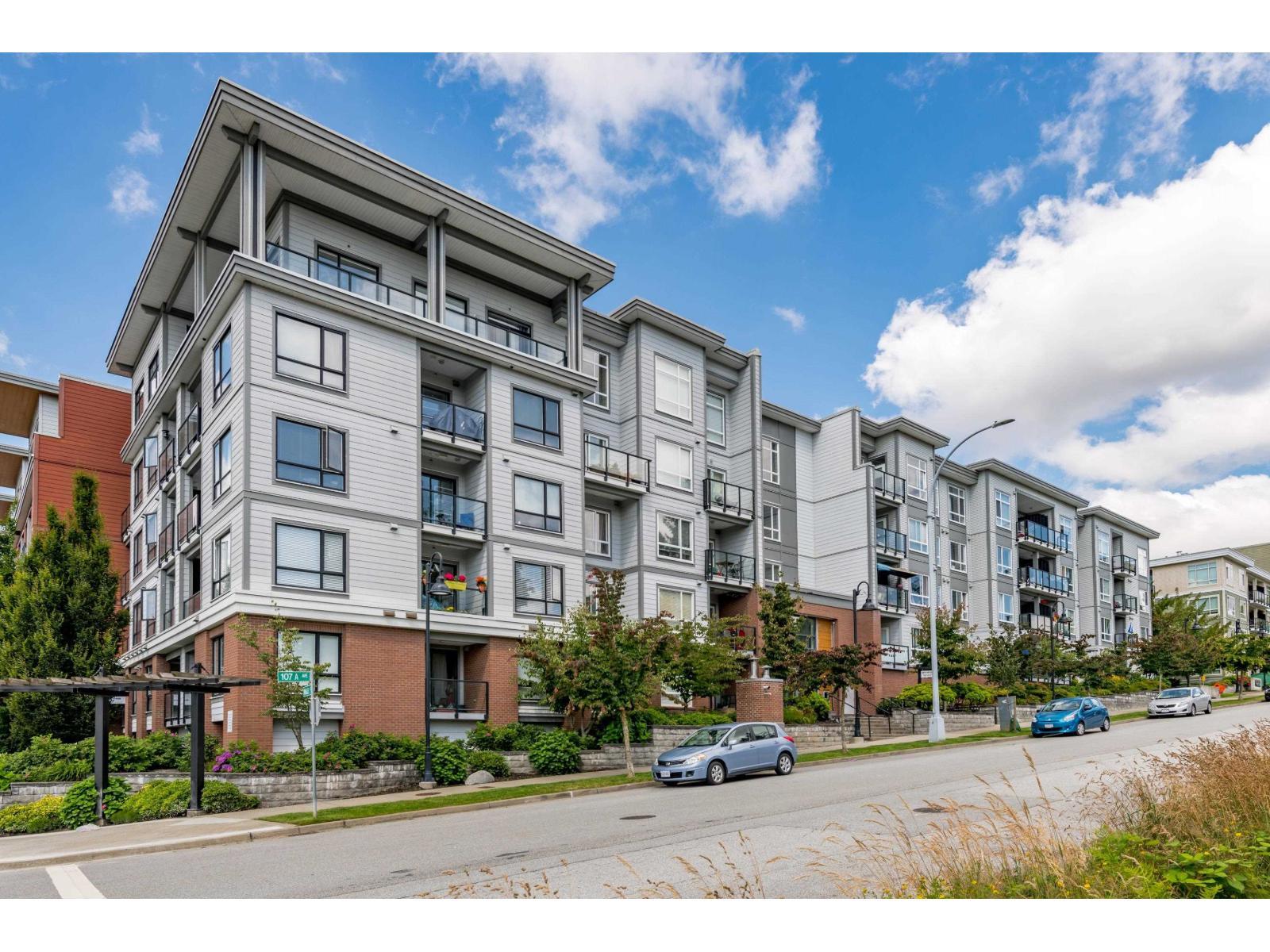 208 13733 107A Avenue, Surrey
