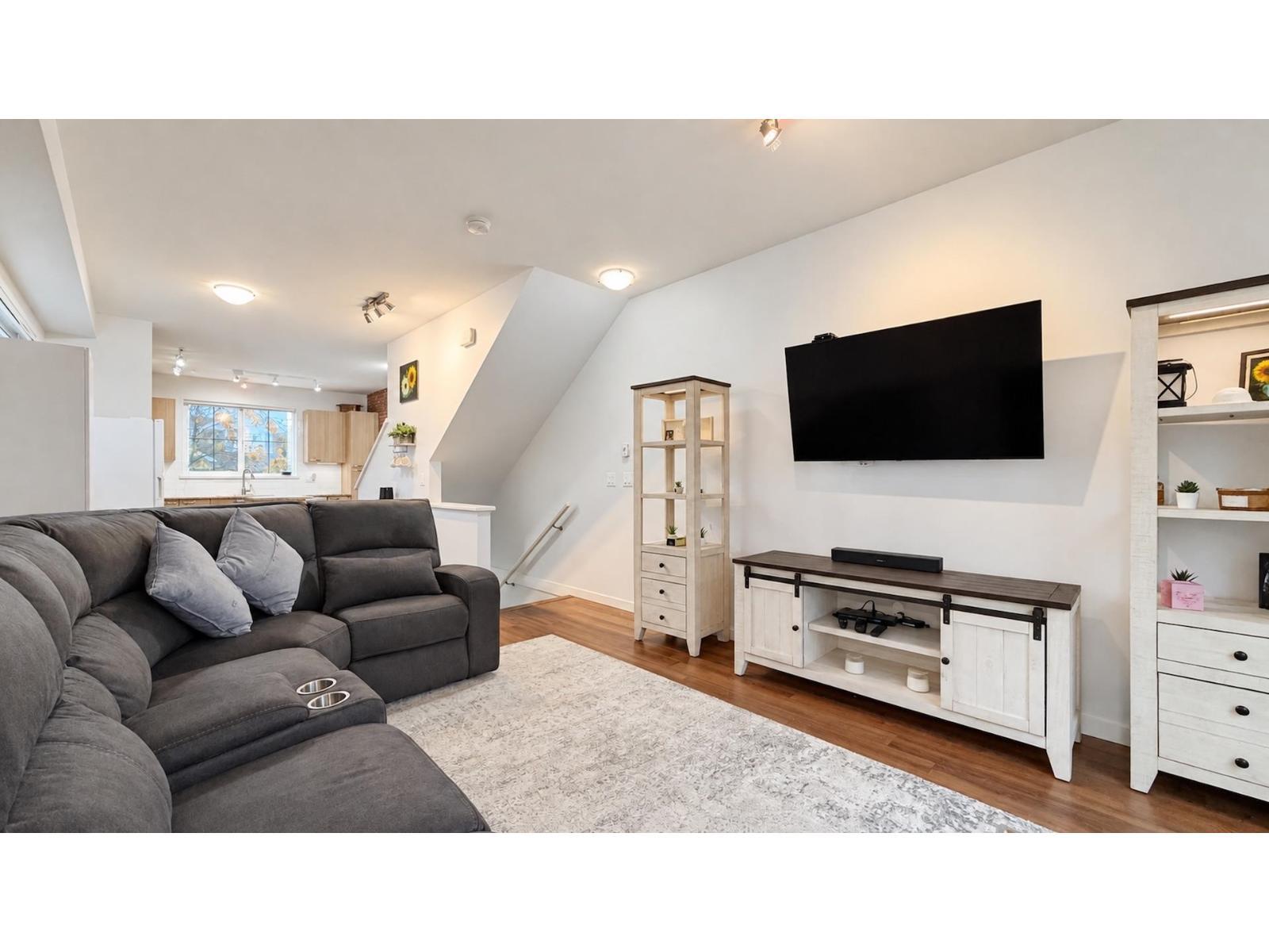 114 14833 61 Avenue, Surrey
