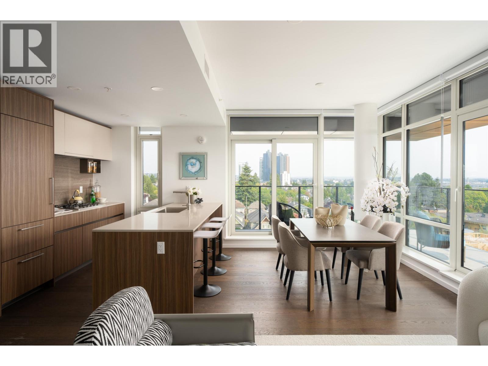 503 8486 Oak Street, Vancouver