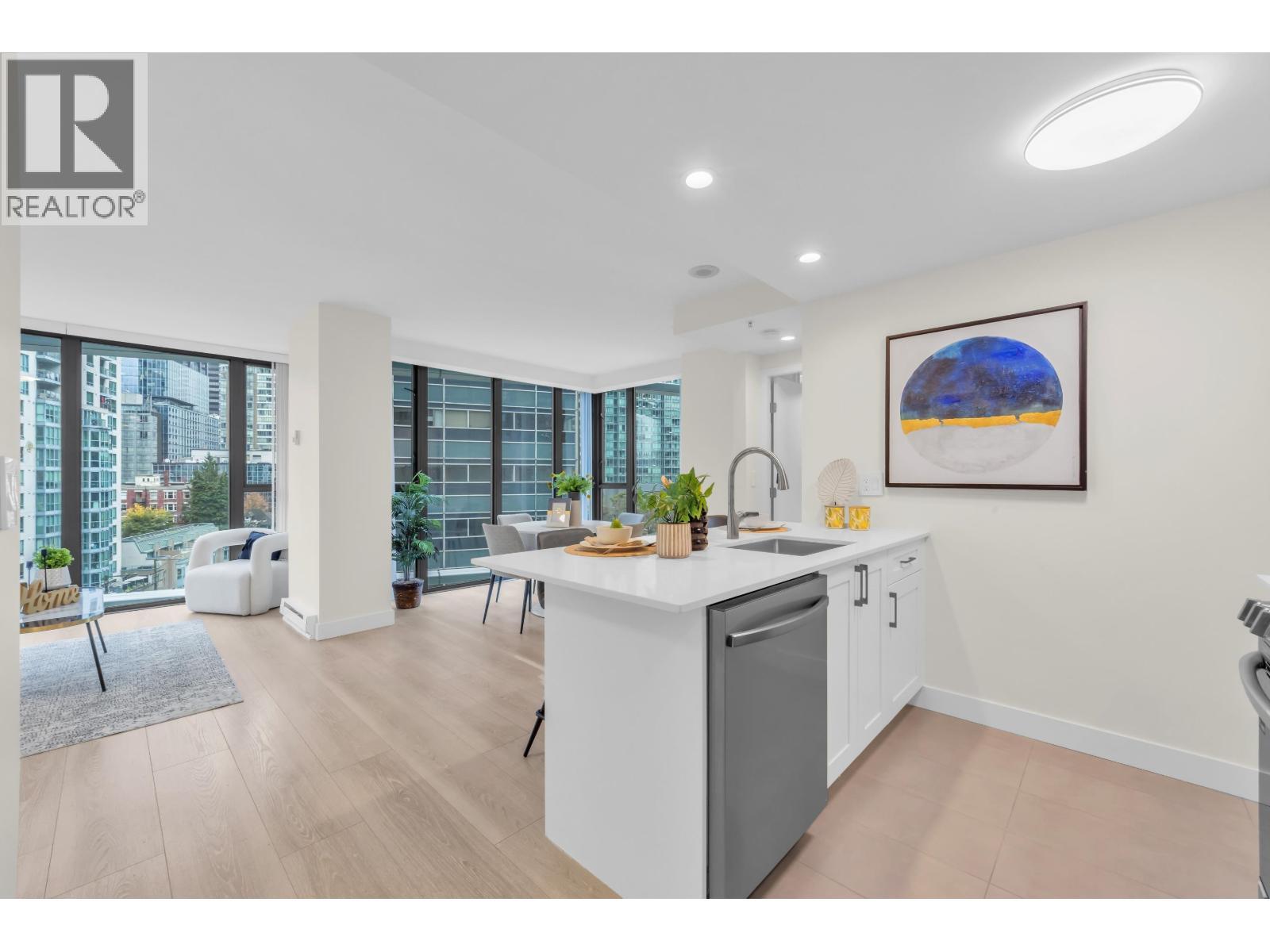 909 1331 W Georgia Street, Vancouver
