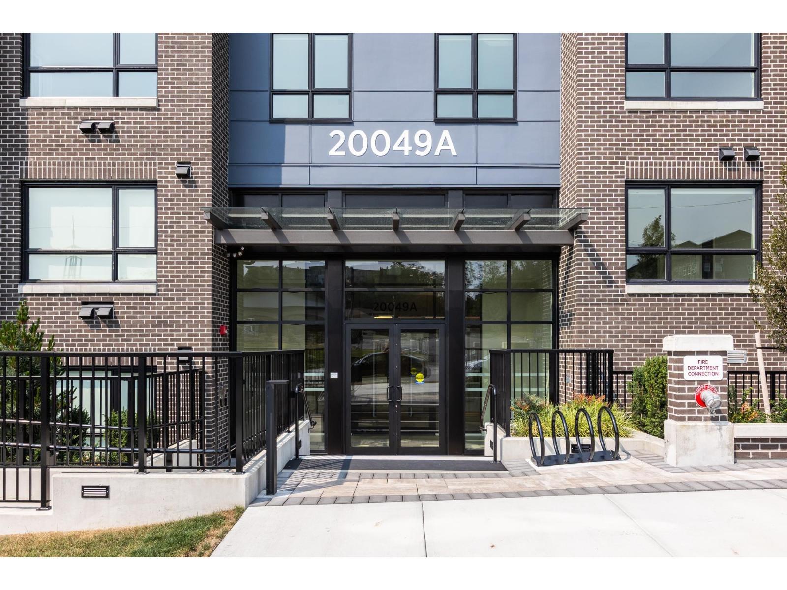 A210 20049 82 Avenue, Langley