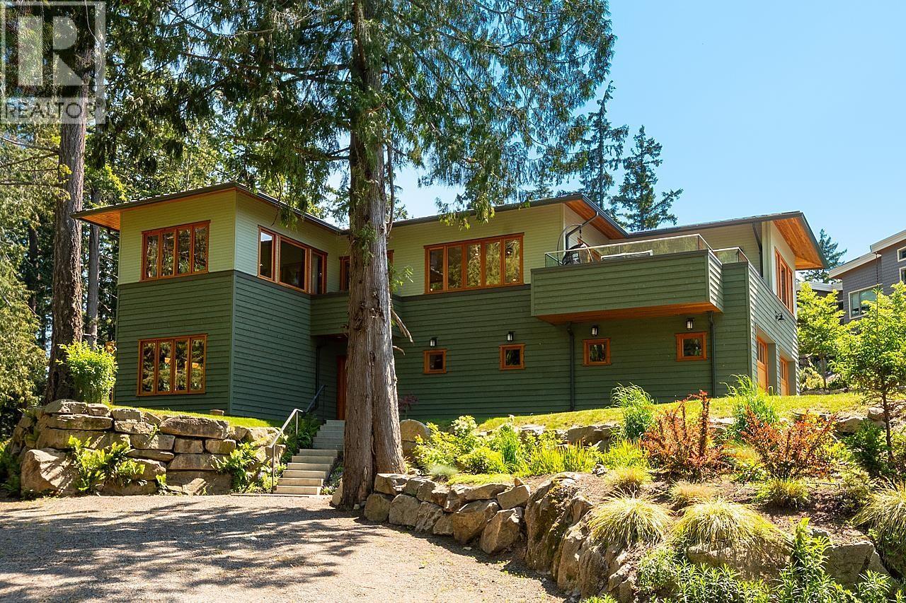 1655 Evergreen Lane, Bowen Island
