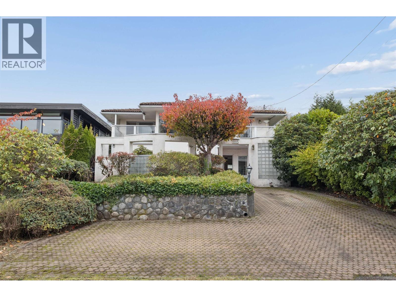 1115 Ottaburn Road, West Vancouver
