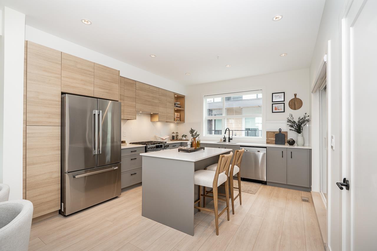 39 20335 70A Avenue, Langley