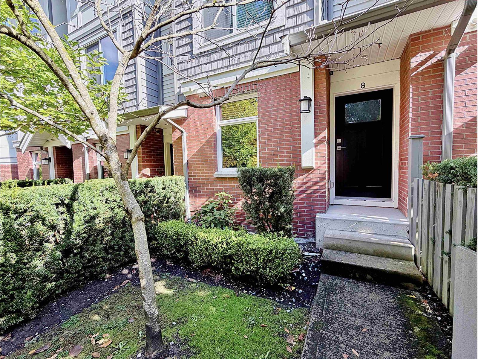 8 9718 161A Street, Surrey