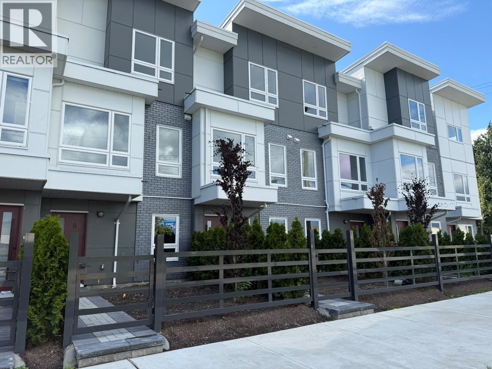 15 3033 Shell Road, Richmond