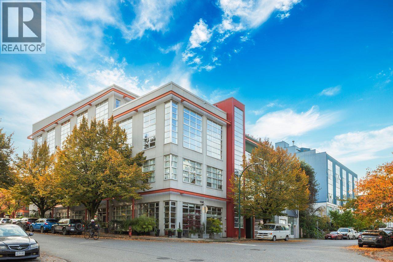 311 272 E 4TH Avenue, Vancouver