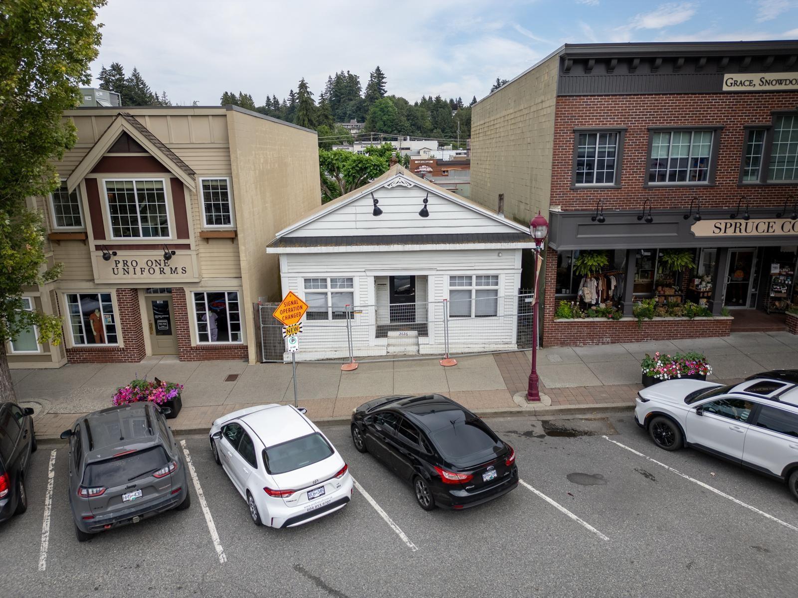 2626 Montrose Avenue, Abbotsford