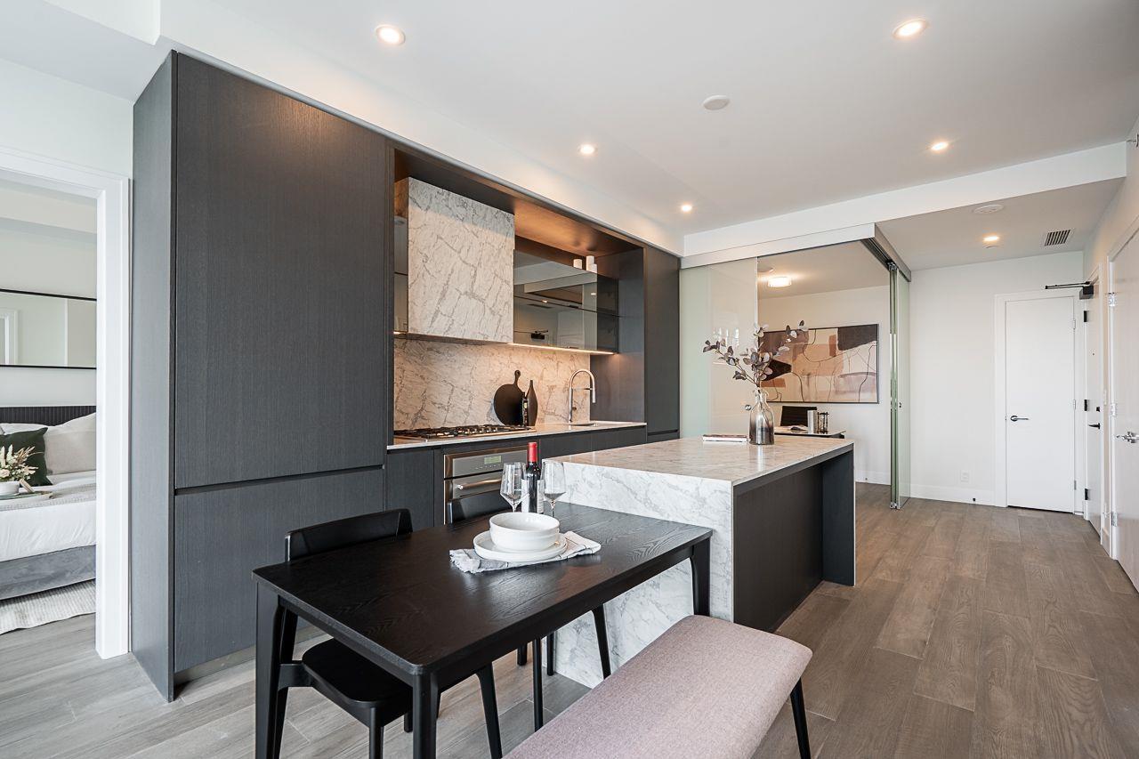 317 1342 Johnston Road, White Rock
