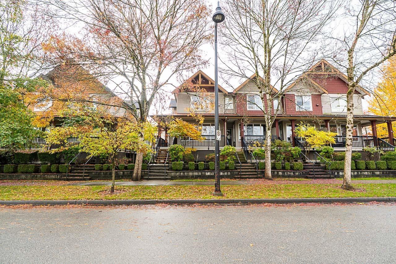 35 16772 61 Avenue, Surrey