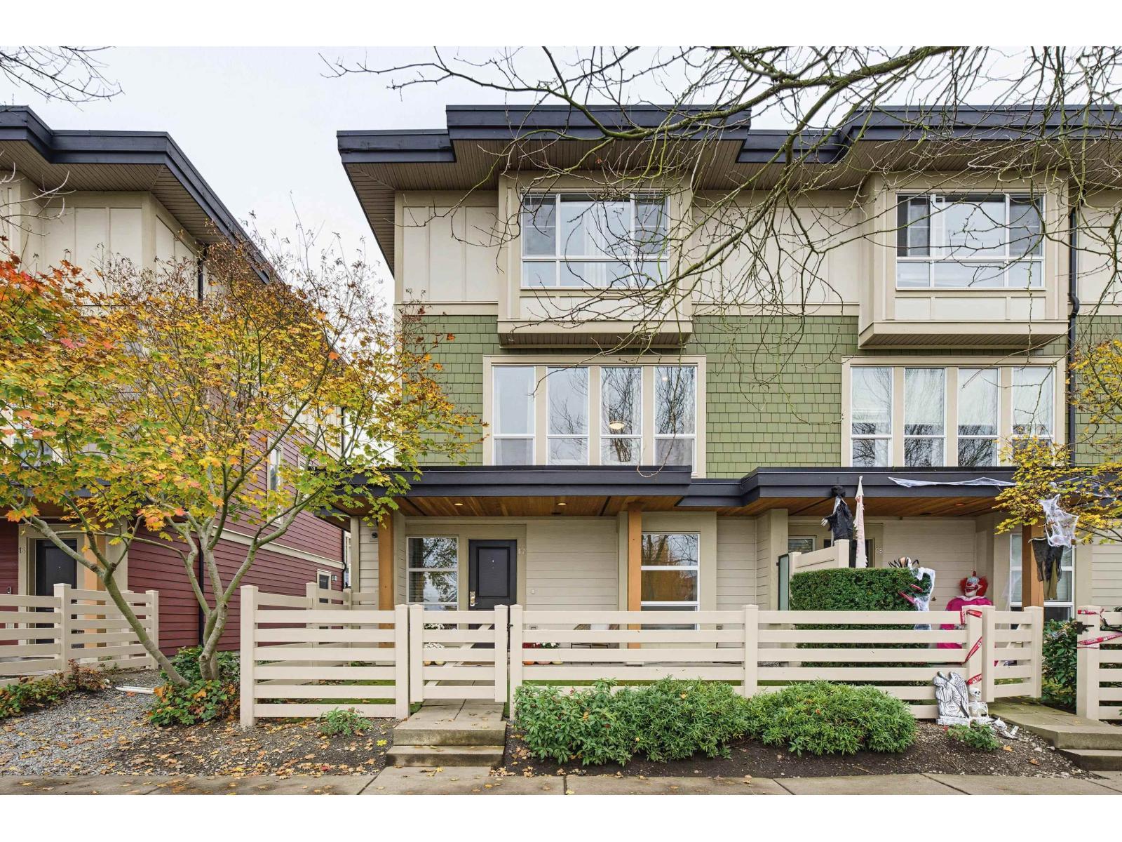 17 19477 72A Avenue, Surrey