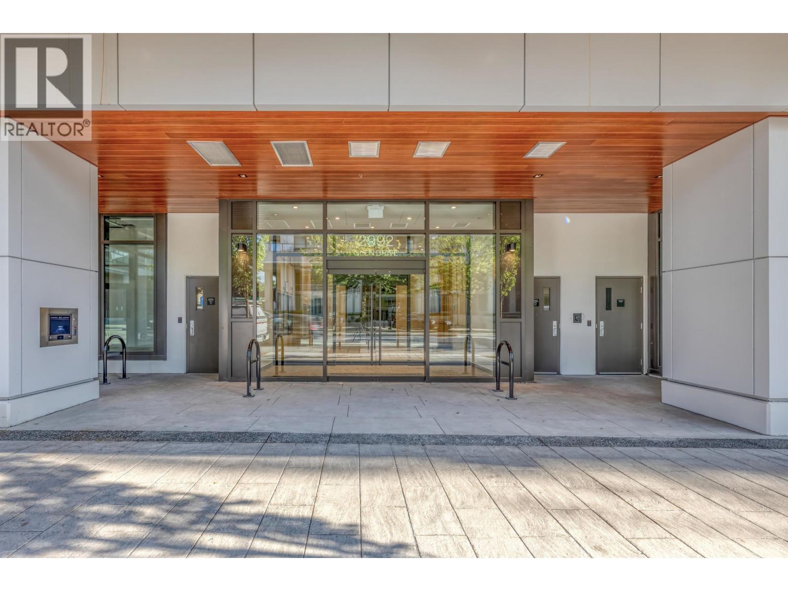 701 2992 Glen Drive, Coquitlam
