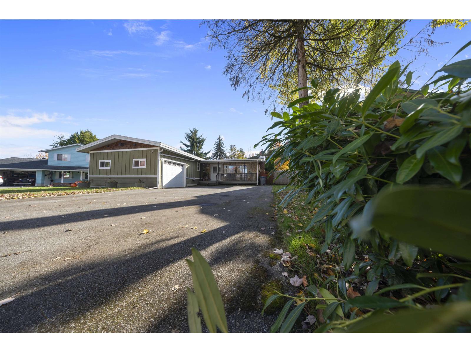 17254 61B Avenue, Surrey