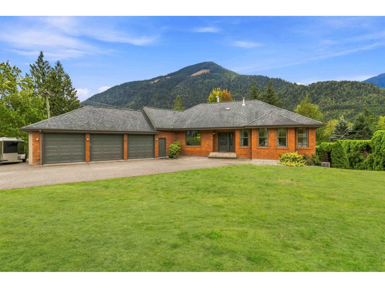 4320 Estate Drive, Sardis - Chwk River Valley