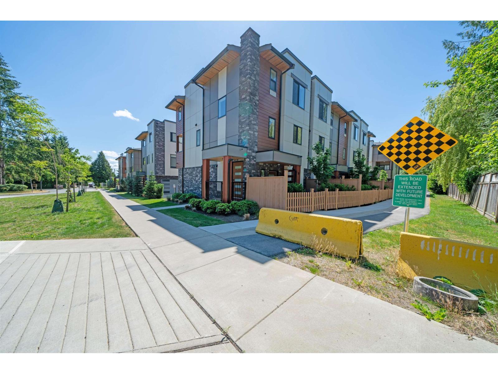 8 15950 Alder Place, Surrey